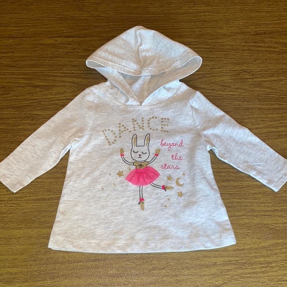 Nwot Carter’s long sleeve shirt size 3 months